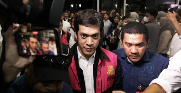 Terbukti Korupsi, Kerry Riza Divonis 15 Tahun Bui dalam Perkara Minyak