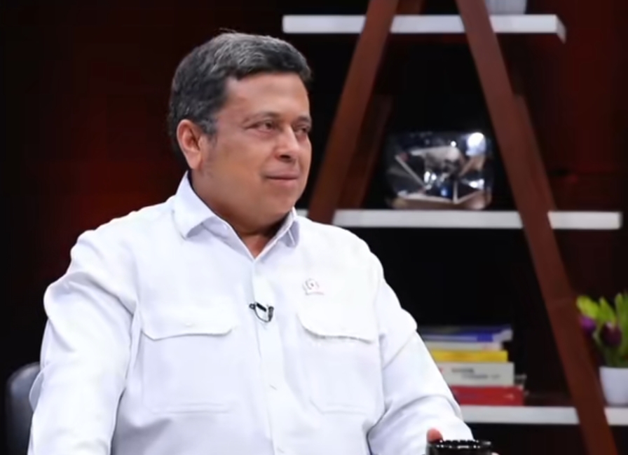 Kepala Badan Penyelenggara Jaminan Produk Halal (BPJPH), Haikal Hasan, memberikan klarifikasi terkait polemik rencana penggunaan label halal Amerika Serikat untuk produk impor yang masuk ke Indonesia. Isu tersebut sempat menjadi perhatian publik setelah m