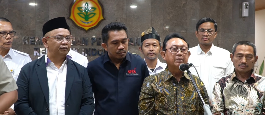 Danantara Sumberdaya Indonesia Sempat Menjadi polemik, hingga membuat TBS Turun drastis, Wamentan Jelaskan kepada Petani dan pengusaha. Harga TBS Kembali Stabil?